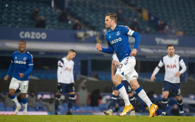 更是在全球 更是在全球